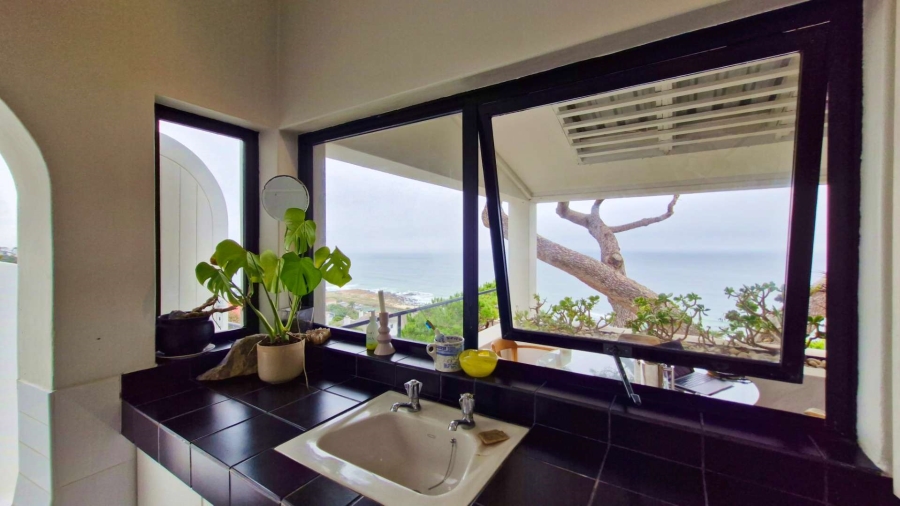 4 Bedroom Property for Sale in St James Western Cape